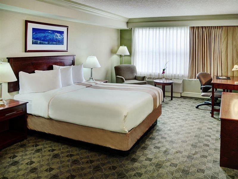 Chateau Nova Kingsway Edmonton Eksteriør billede
