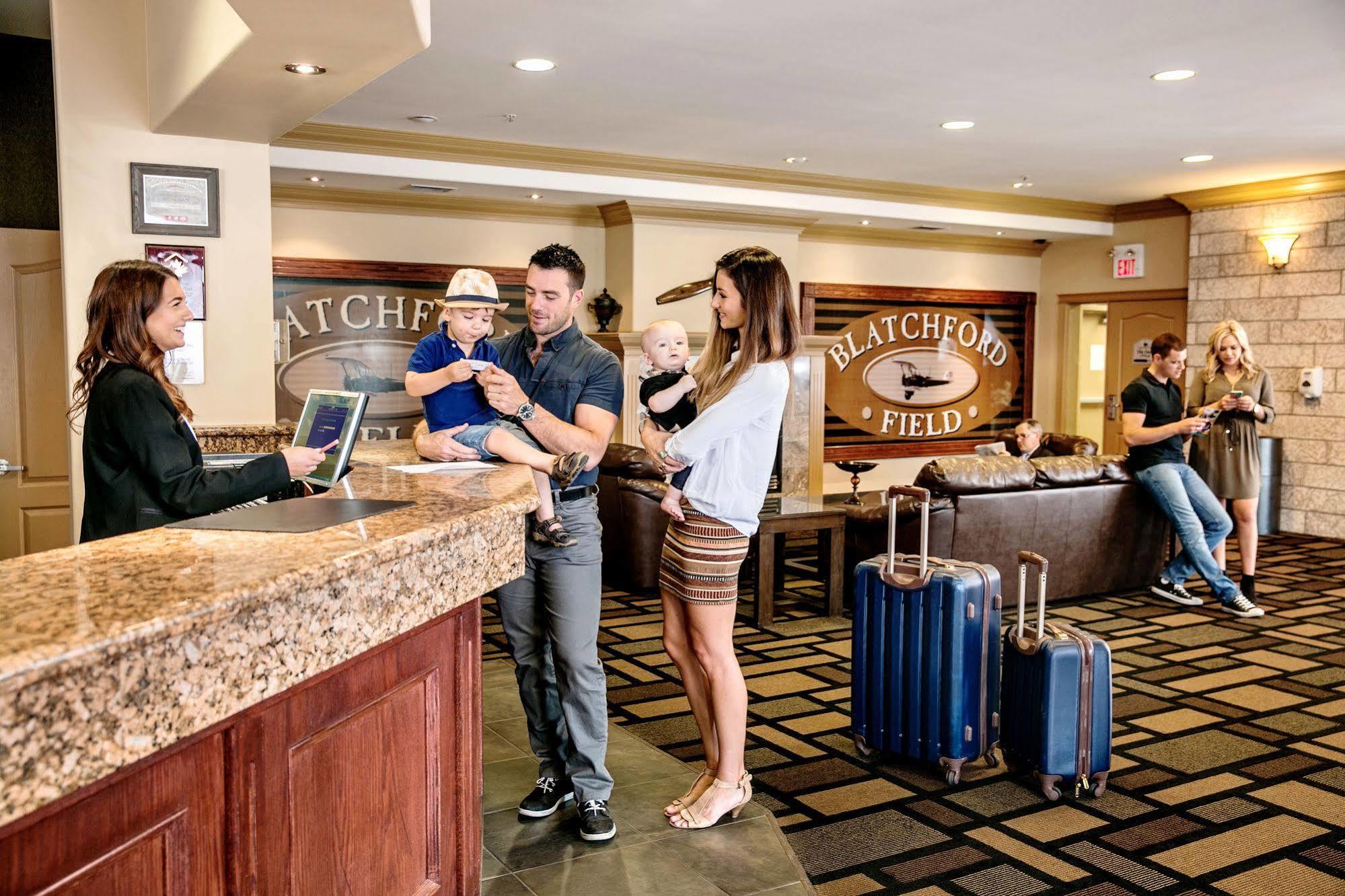 Chateau Nova Kingsway Edmonton Eksteriør billede