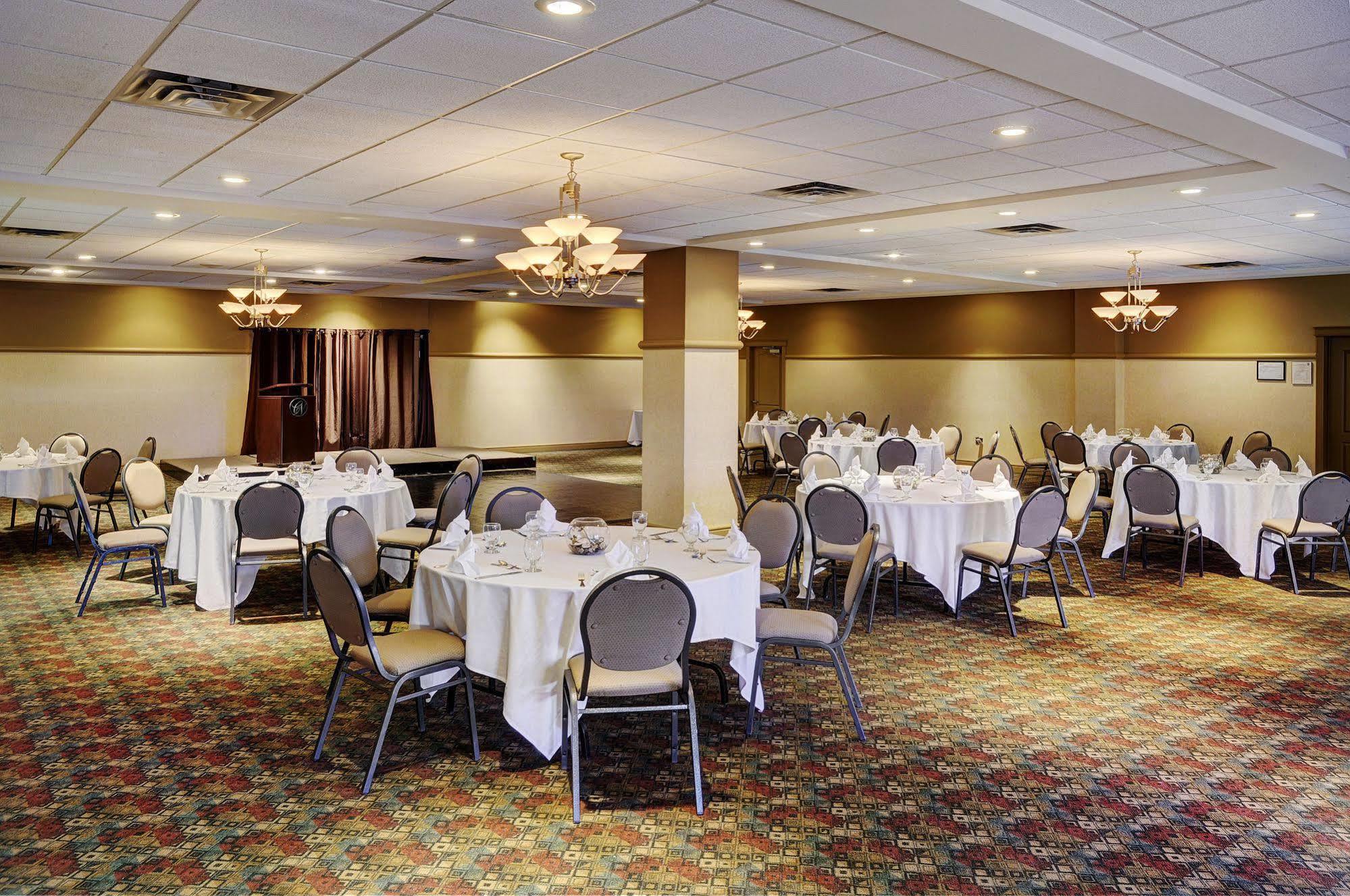 Chateau Nova Kingsway Edmonton Eksteriør billede